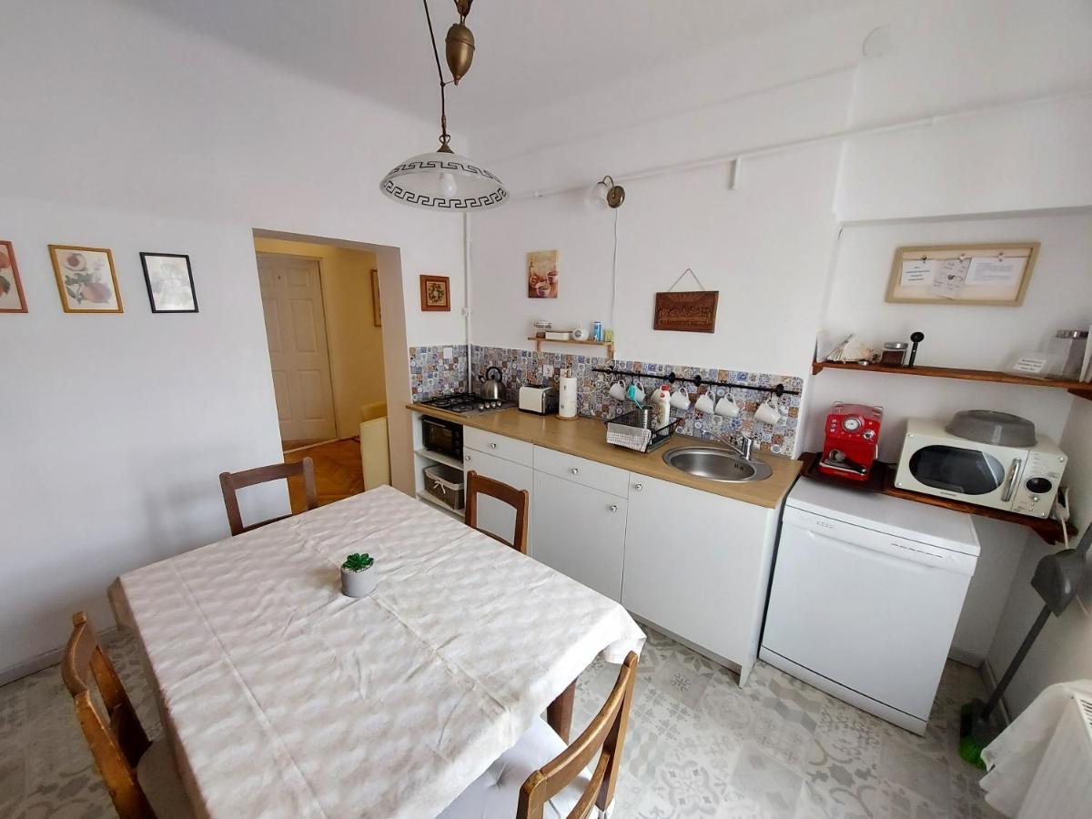 Varkeruelet Apartman Sopron Ngoại thất bức ảnh