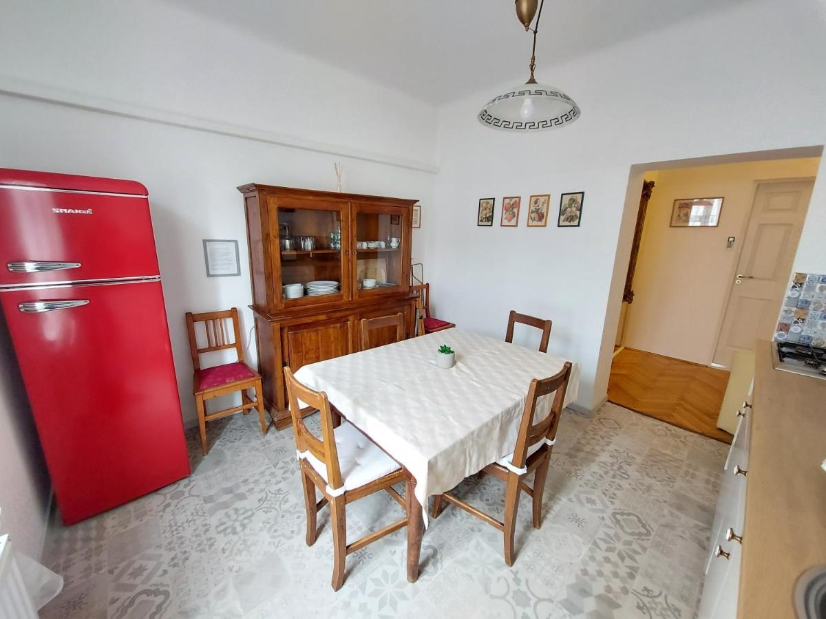 Varkeruelet Apartman Sopron Ngoại thất bức ảnh